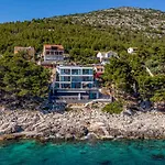 Villa Luxana
