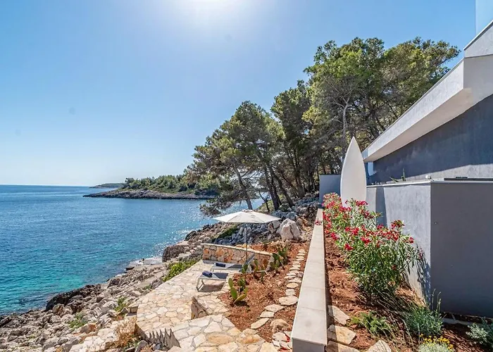 Villa Luxana *