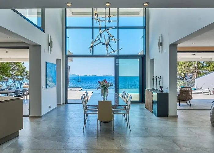 Luxana Villa Brna